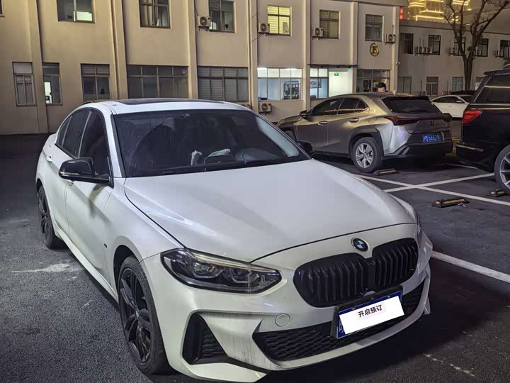 Фото 2 - BMW 1 Series
