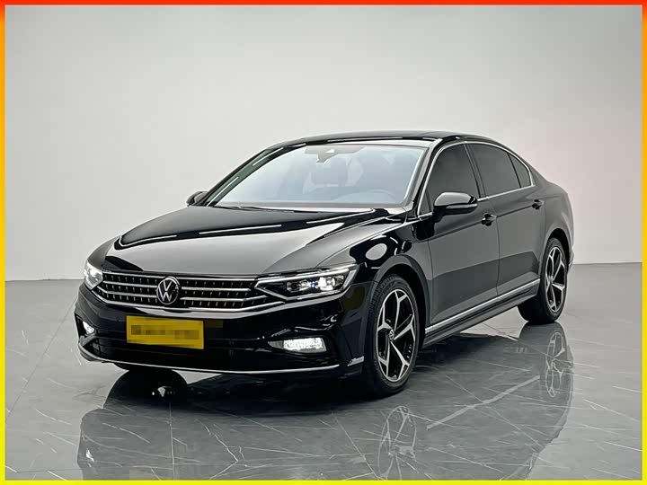 Фото 1 - Volkswagen Magotan