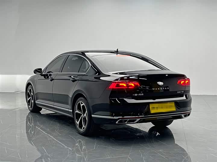 Фото 4 - Volkswagen Magotan