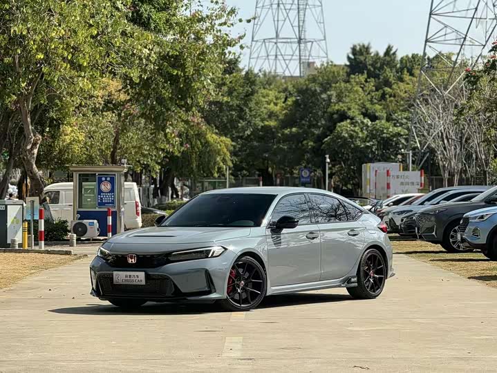 Фото 1 - Honda Civic