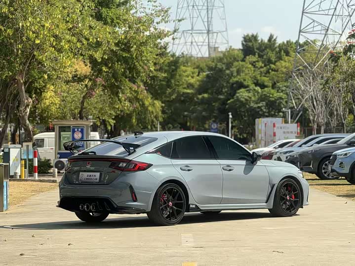 Фото 6 - Honda Civic