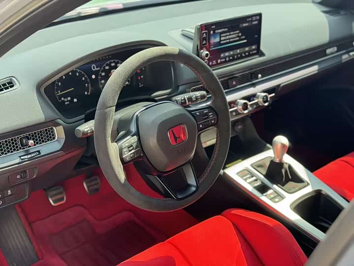 Фото 7 - Honda Civic