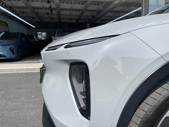 Фото 5 - Nio EC6