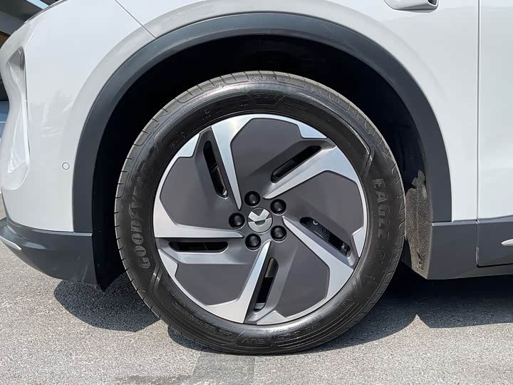 Фото 6 - Nio EC6