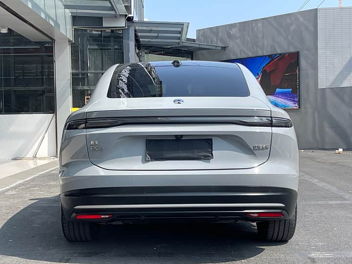 Фото 8 - Nio EC6