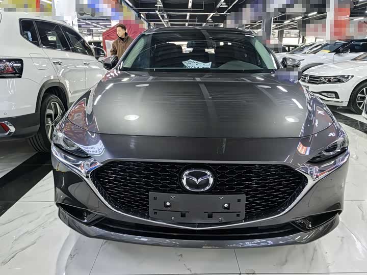 Photo 2 - Mazda 3 (Axela)