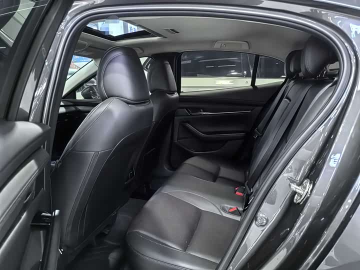 Photo 8 - Mazda 3 (Axela)