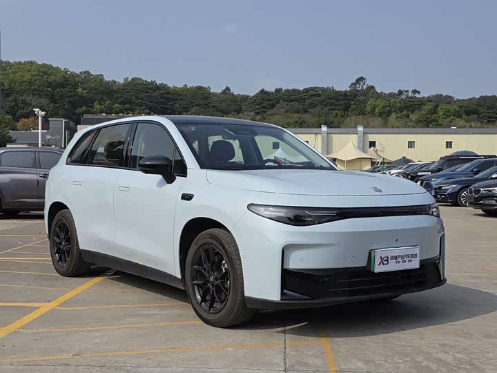 Фото 3 - Leapmotor C10