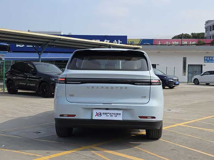 Фото 7 - Leapmotor C10