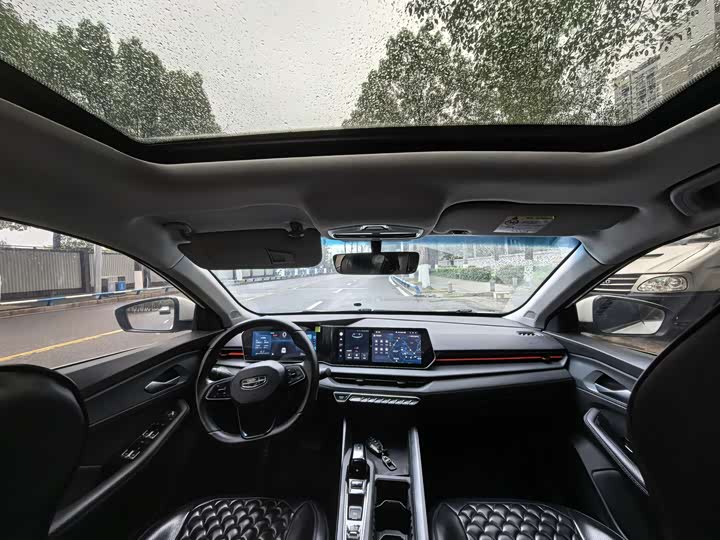 Фото 5 - Geely Binrui