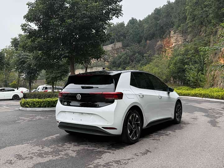 Фото 8 - Volkswagen ID.3
