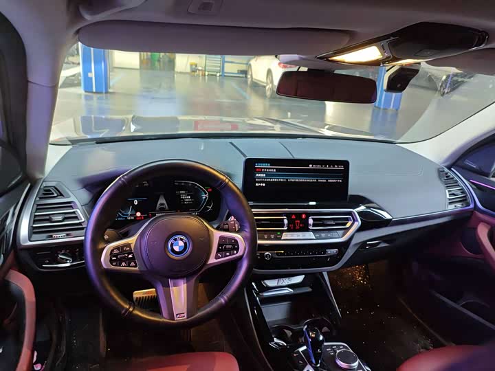 Фото 5 - BMW iX3