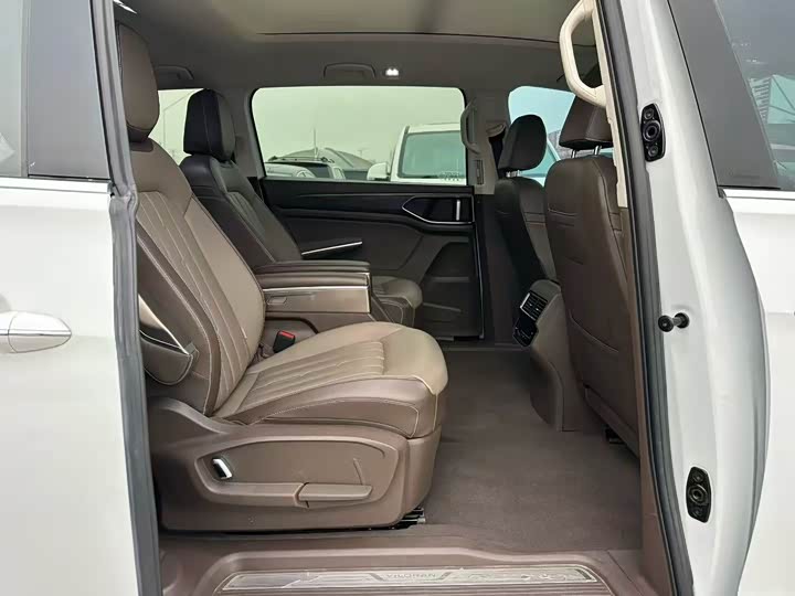 Фото 6 - Volkswagen Viloran