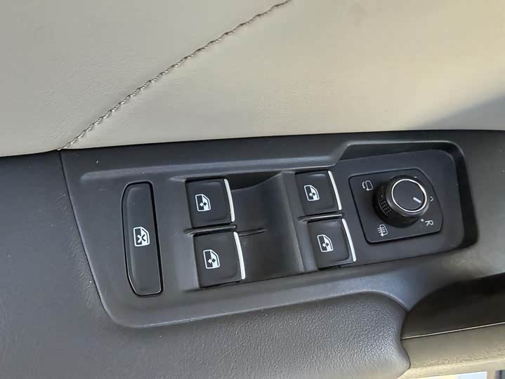 Фото 8 - Volkswagen Tayron