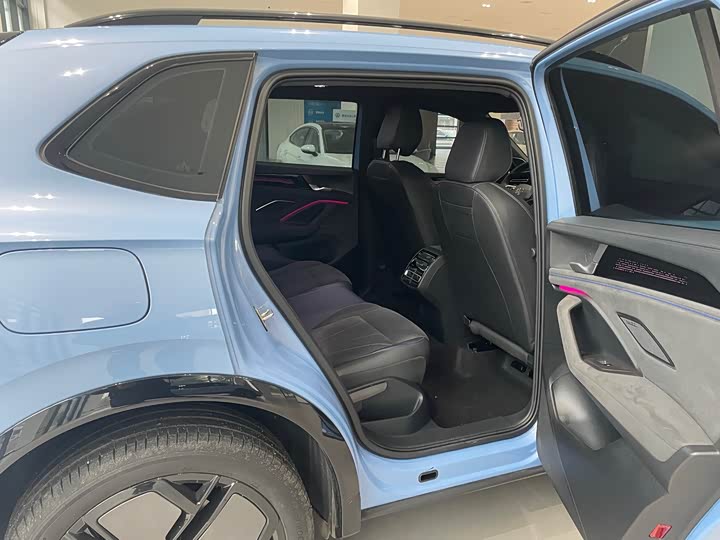 Фото 5 - Volkswagen Tiguan L Pro