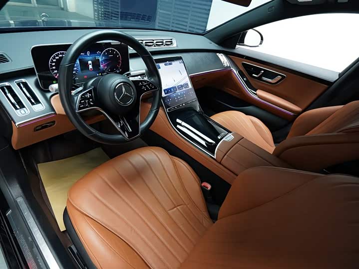 Фото 5 - Mercedes-Benz S-Class