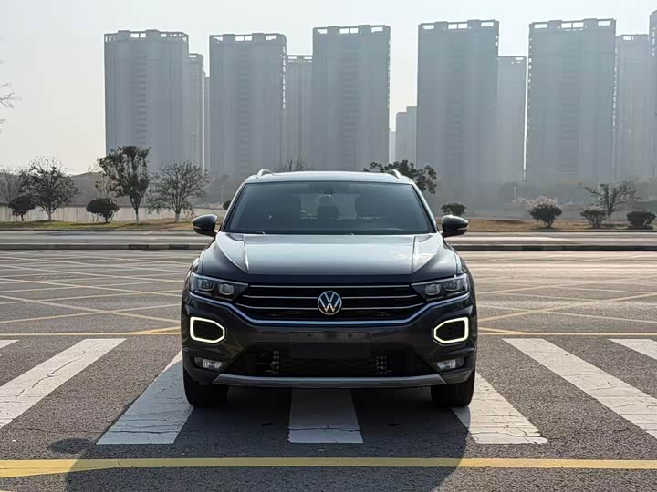 Фото 2 - Volkswagen T-Roc