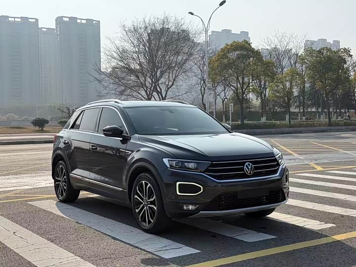 Фото 5 - Volkswagen T-Roc