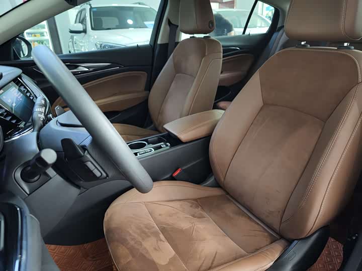 Фото 5 - Buick Regal