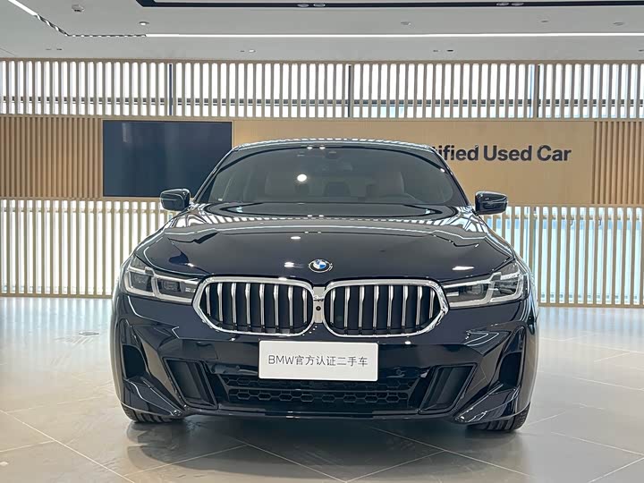 Фото 2 - BMW 6 Series GT