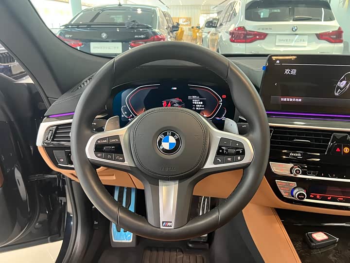 Фото 5 - BMW 6 Series GT