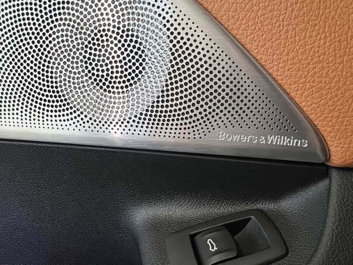 Фото 9 - BMW 6 Series GT