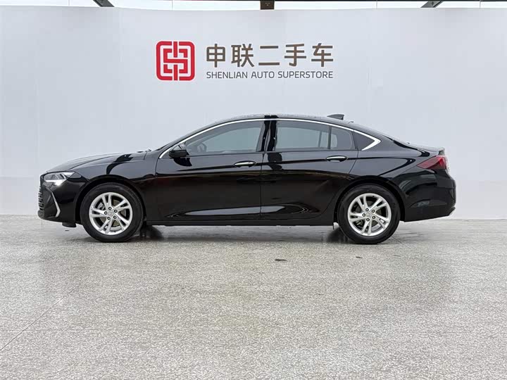 Фото 3 - Buick Regal