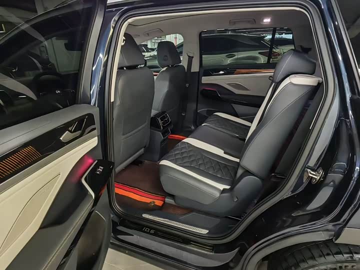 Фото 7 - Volkswagen ID.6 Crozz