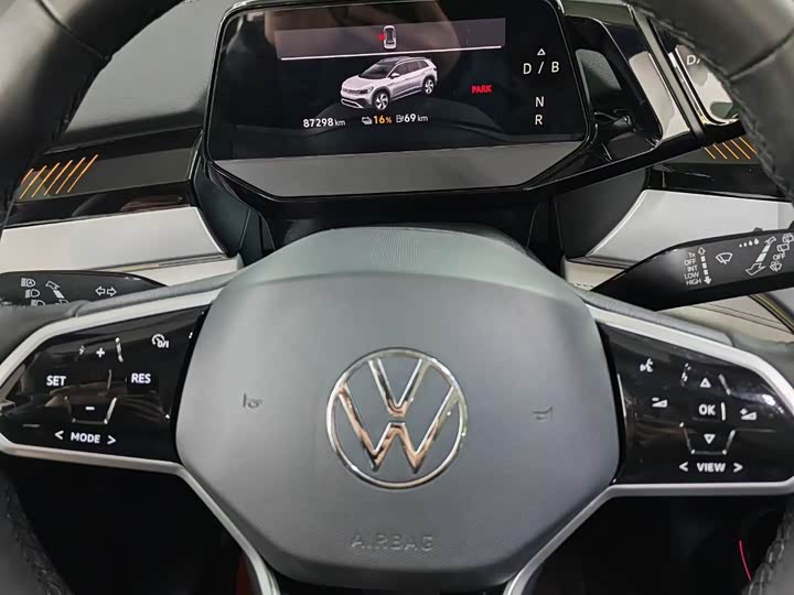 Фото 8 - Volkswagen ID.6 Crozz