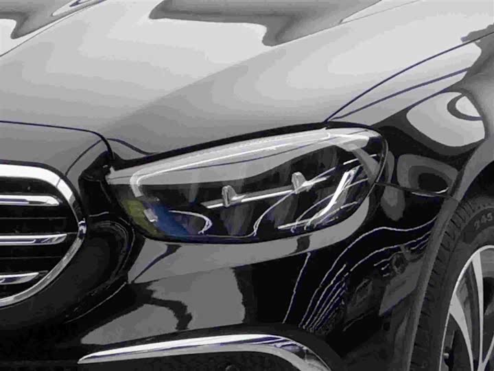 Фото 3 - Mercedes-Benz E-Class Hybrid