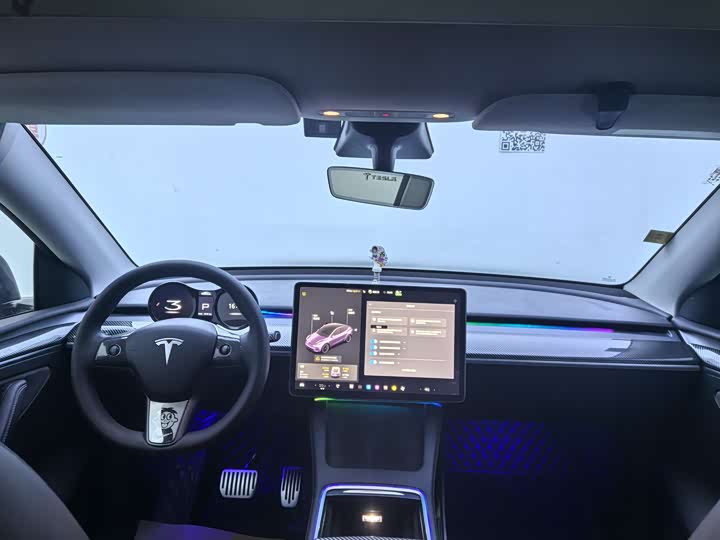 Фото 8 - Tesla Model Y