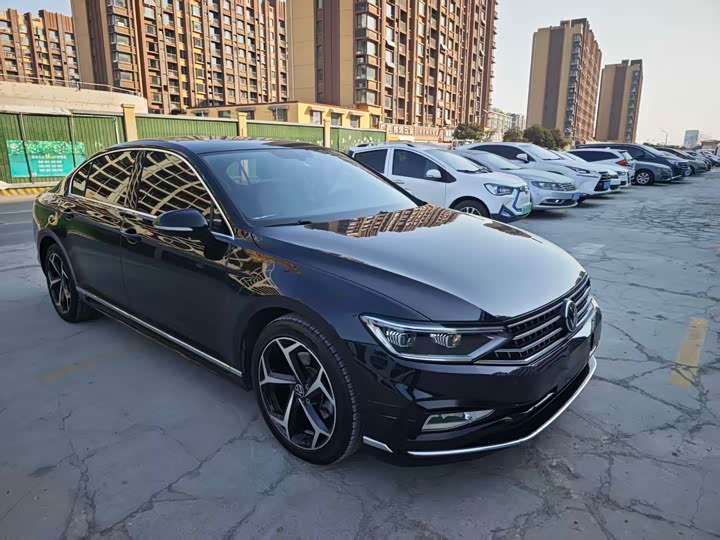 Фото 7 - Volkswagen Magotan