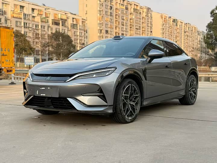 Фото 1 - BYD Song L