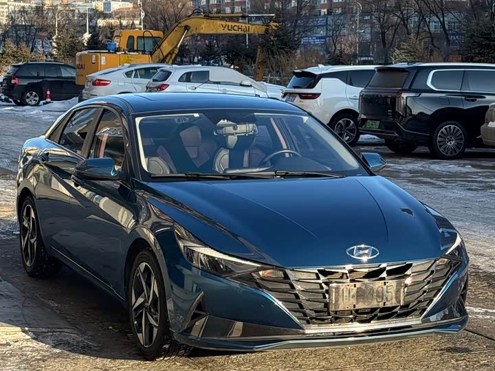 Фото 2 - Hyundai Elantra N line