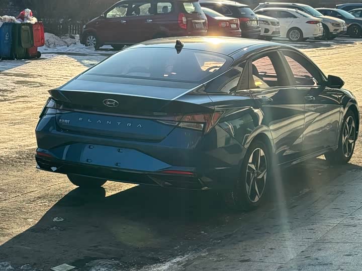 Фото 6 - Hyundai Elantra N line