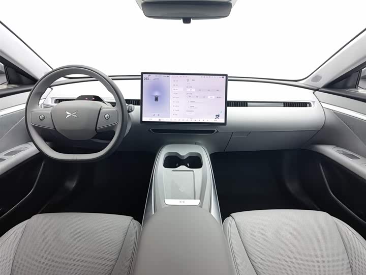 Фото 5 - XPeng Mona M03