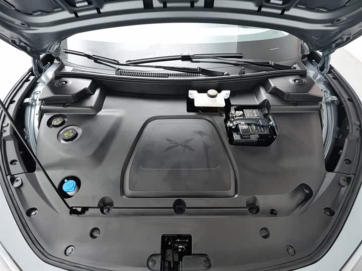 Фото 6 - XPeng Mona M03