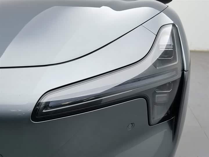 Фото 7 - XPeng Mona M03