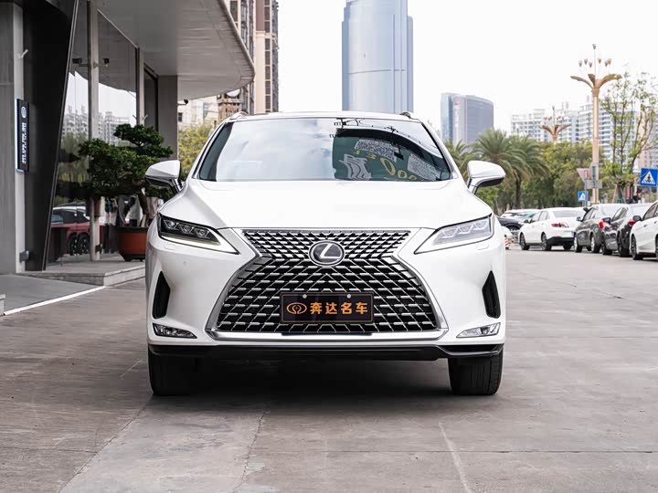 Фото 2 - Lexus RX