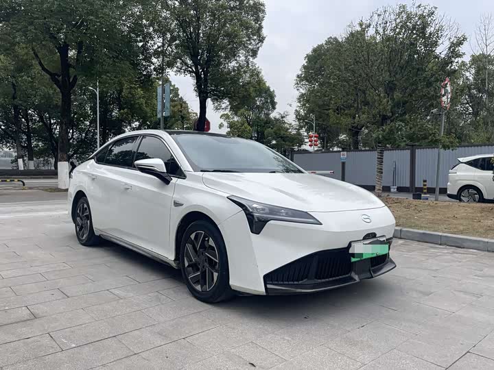 Фото 3 - GAC Aion S Plus