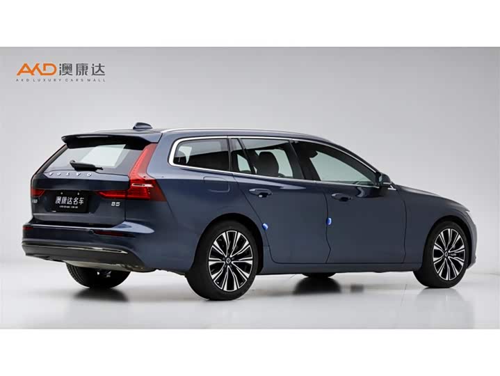 Фото 3 - Volvo V60