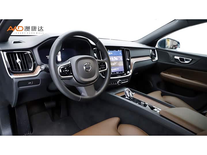 Фото 6 - Volvo V60