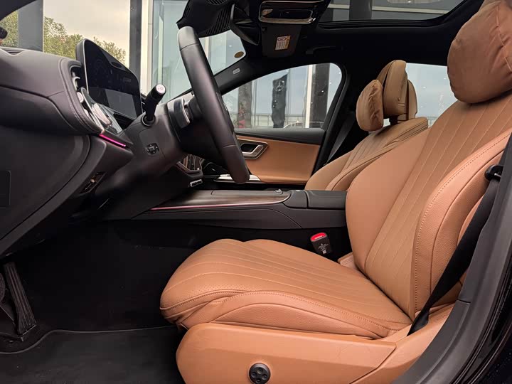 Фото 7 - Mercedes-Benz E-Class Hybrid