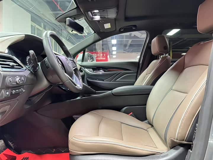 Фото 7 - Buick Enclave