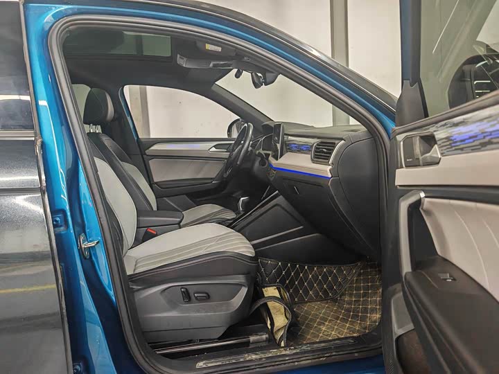 Фото 9 - Volkswagen Tayron