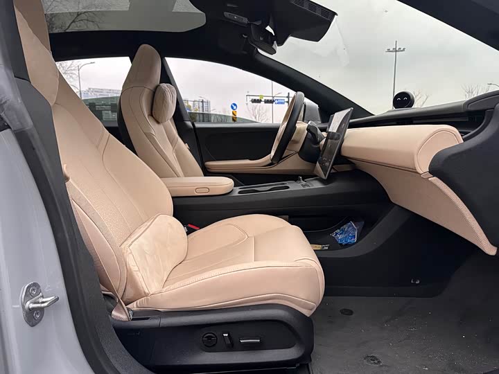 Фото 9 - Nio ET5