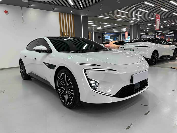 Фото 3 - Avatr 12