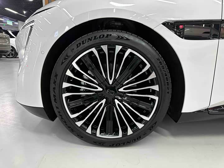 Фото 5 - Avatr 12