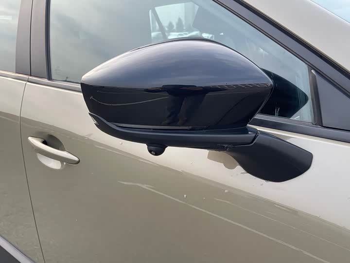 Фото 8 - Mazda CX-50