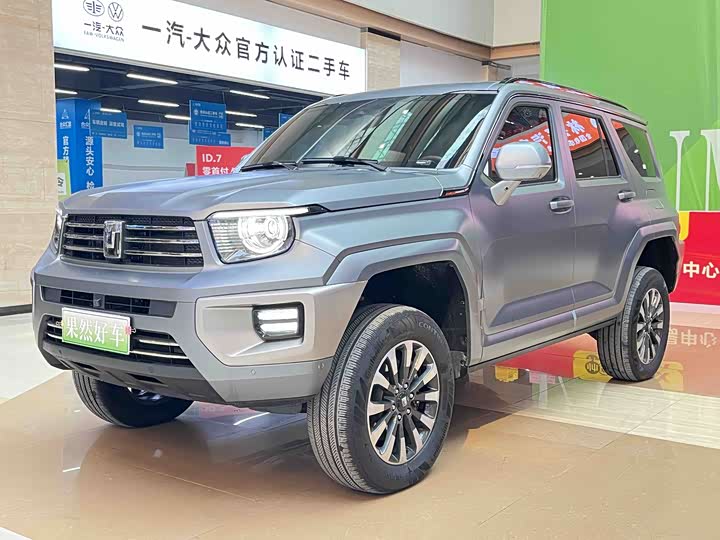 Фото 1 - Tank 700 Hybrid